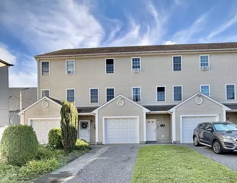 33 Sigel #B, Worcester, MA 01610