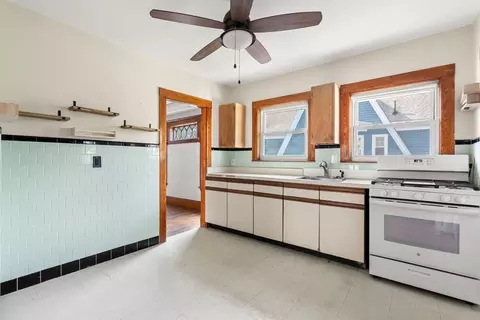 Kitchen - 78 Everett St, Arlington, MA 02474 photo 4 of 4