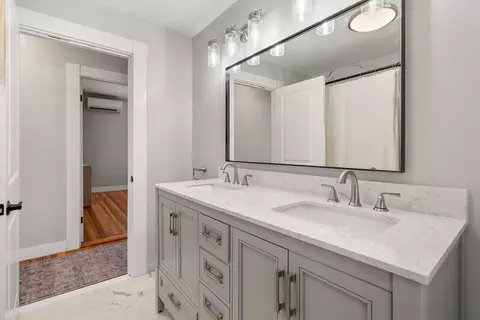 26 Clark St, Danvers, MA 01923 photo 25