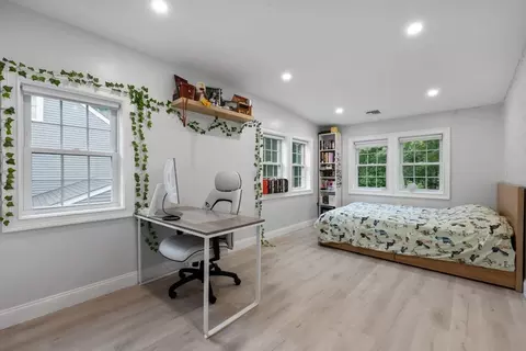 83 Payson Rd, Chestnut Hill, MA 02467 photo 20