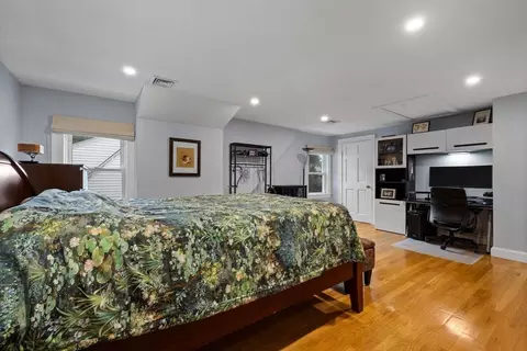 83 Payson Rd, Chestnut Hill, MA 02467 photo 17