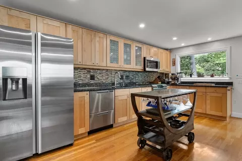 83 Payson Rd, Chestnut Hill, MA 02467 photo 5