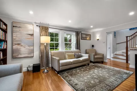 83 Payson Rd, Chestnut Hill, MA 02467 photo 12