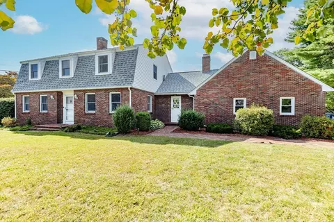 20 Highwood Way, North Andover, MA 01845