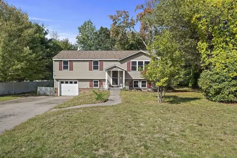 16 Newhall Ln, Newburyport, MA 01950