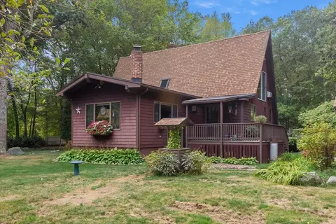 Exterior - 2 Kenneth Rd, Georgetown, MA 01833 photo 1 of 11