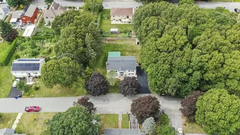View/Area - 168 N Marion St, Fall River, MA 02723 photo 2 of 3
