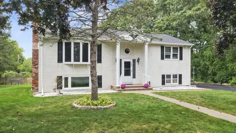 Exterior - 168 N Marion St, Fall River, MA 02723 photo 4 of 4