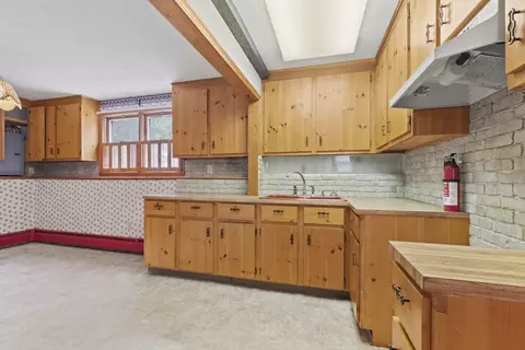 Kitchen - 168 N Marion St, Fall River, MA 02723 photo 3 of 4