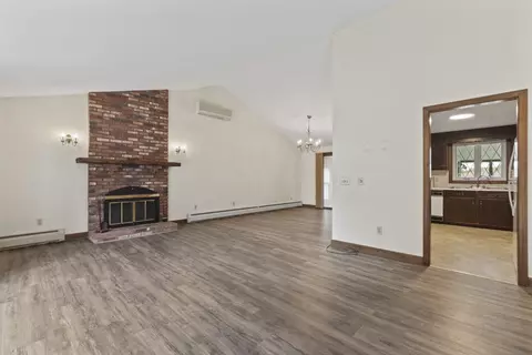 Living - 168 N Marion St, Fall River, MA 02723 photo 2 of 6