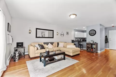 48 Coffey St #10D, Boston, MA 02122