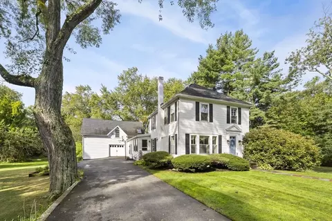 266 West St, Reading, MA 01867 photo 2