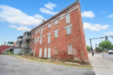477 State St, Springfield, MA 01105 photo 4