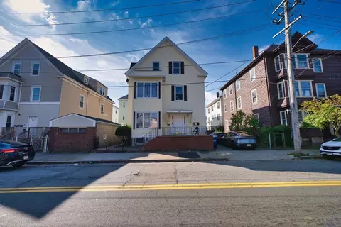 284 Sawyer St, New Bedford, MA 02746