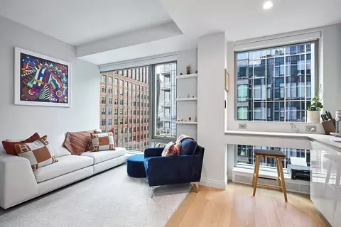 133 Seaport Blvd #1621, Boston, MA 02210