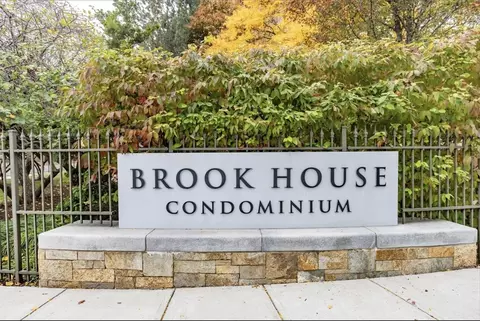 44 Washington St #501, Brookline, MA 02445