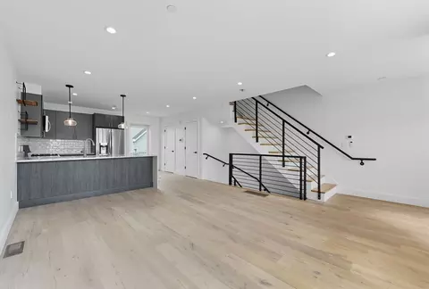 27 Carter St #2, Everett, MA 02149 photo 7