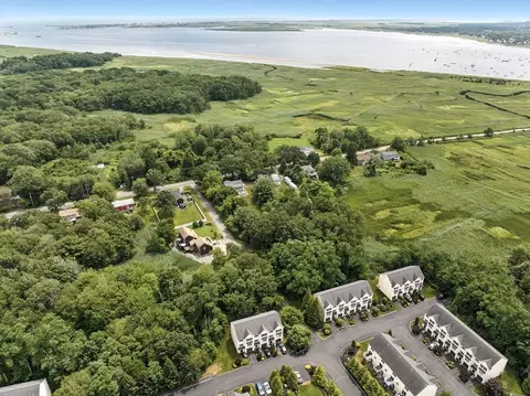 2 Sandpiper Way #A, Salisbury, MA 01952