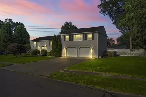 144 Mallard Cir, Agawam, MA 01001
