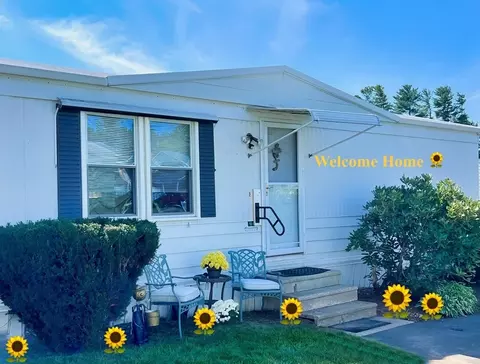 7 Fourth Ave, Westfield, MA 01085