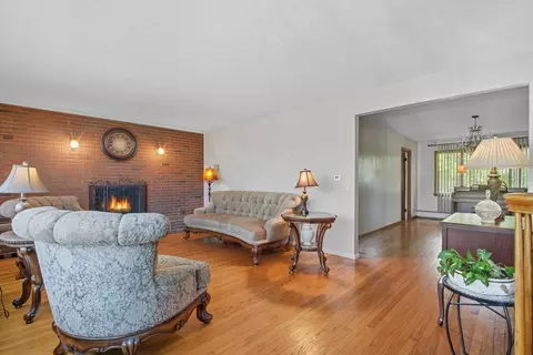 320 Fairview Ave, Chicopee, MA 01013 photo 5