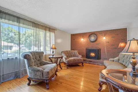 320 Fairview Ave, Chicopee, MA 01013 photo 7