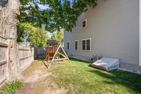 4 Deane #4, Maynard, MA 01754 photo 31