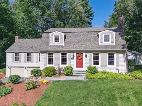 7 N Mill St, Hopkinton, MA 01748