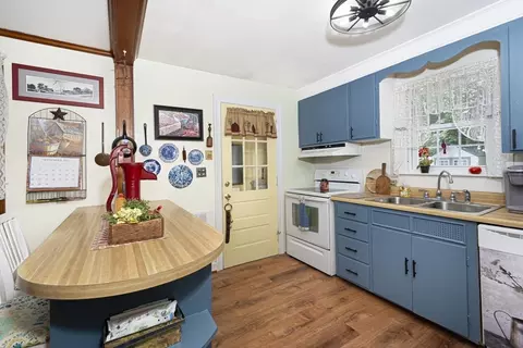 11 Myrtle Rd, Gardner, MA 01440 photo 6