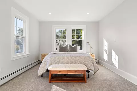 Bedroom - 136 Marion Rd, Wareham, MA 02571 photo 3 of 5