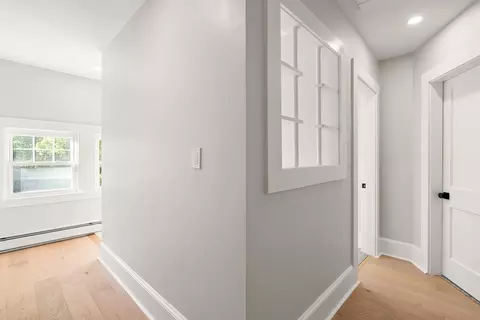 Entry Way - 136 Marion Rd, Wareham, MA 02571 photo 4 of 4