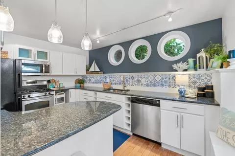 29 Front St #1, Marblehead, MA 01945 photo 7