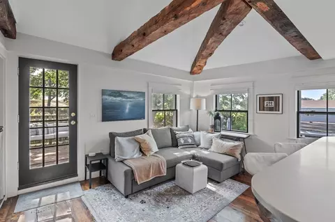 29 Front St #3, Marblehead, MA 01945