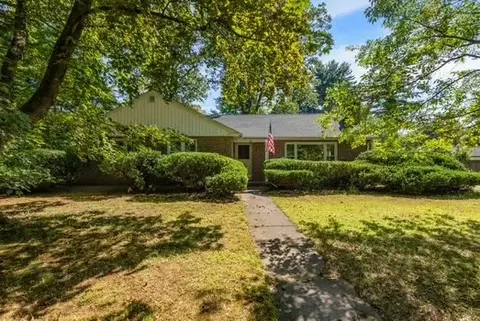 110 Kensington Ave, Westfield, MA 01085