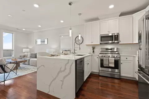 87 Medford St #305, Medford, MA 02155