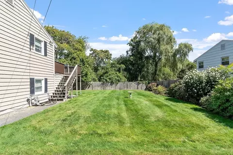 4 Hillside Rd, Gloucester, MA 01930 photo 17