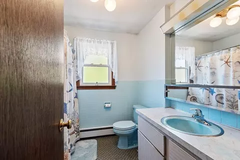 4 Hillside Rd, Gloucester, MA 01930 photo 9