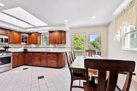 4 Hillside Rd, Gloucester, MA 01930 photo 5