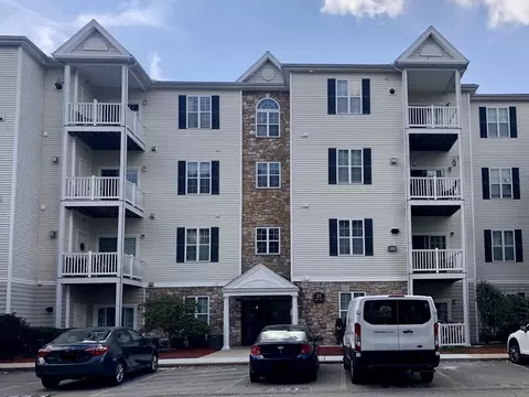 23 Hampshire Rd #404, Methuen, MA 01844