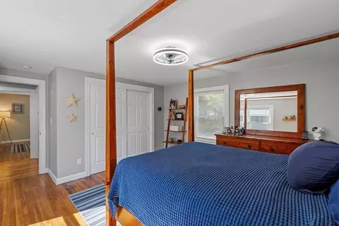 Bedroom - 32 Main St, Townsend, MA 01469 photo 2 of 6