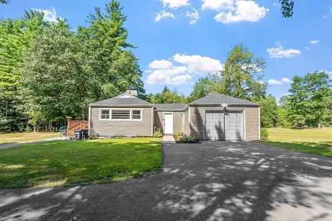 Exterior - 32 Main St, Townsend, MA 01469 photo 12 of 12