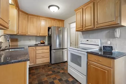 42 Sturges Rd, Reading, MA 01867 photo 12