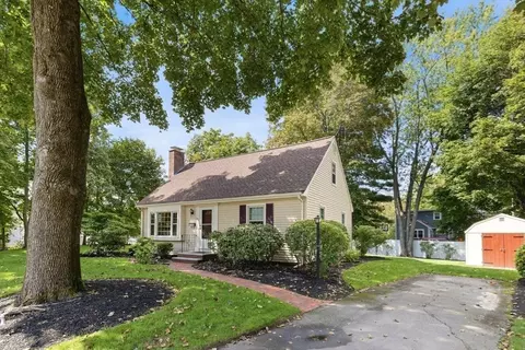42 Sturges Rd, Reading, MA 01867