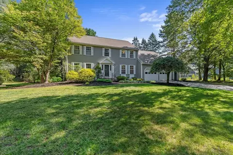 208 Cochituate Rd, Wayland, MA 01778