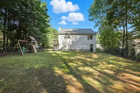 17 Douglas Dr, Ayer, MA 01432 photo 26