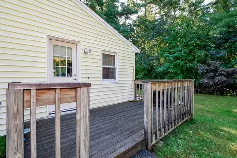 9 White Pine Ave, Wareham, MA 02576 photo 5