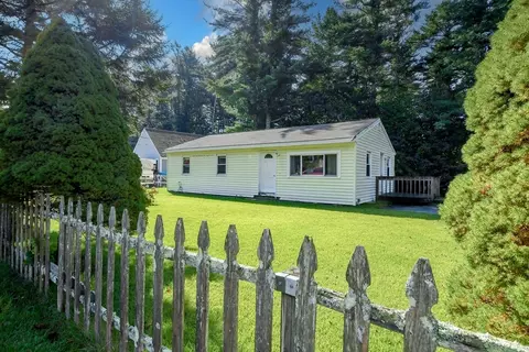 9 White Pine Ave, Wareham, MA 02576 photo 3