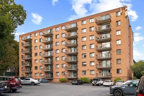500 Salem St #708, Medford, MA 02155