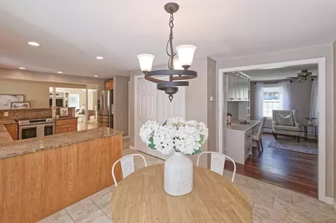 23 Forest Park Dr, Mendon, MA 01756 photo 10