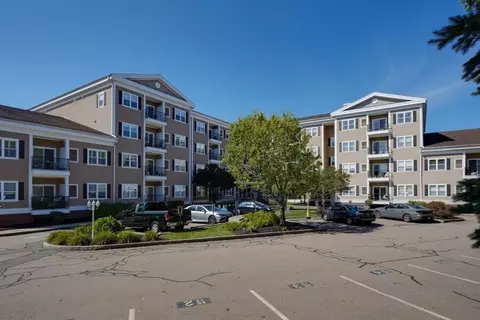 989 East #403, Dedham, MA 02026